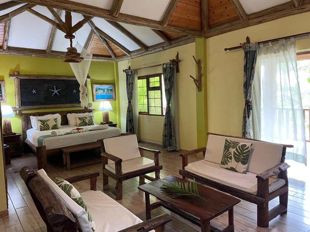 Anse Severe Beach Villas ラ・ディーグ島 エクステリア 写真